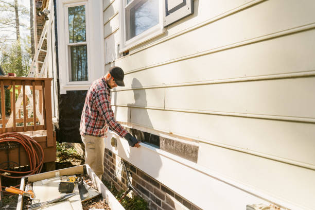 Trusted Siding Repair service in Louisville, OH - Creative Siding